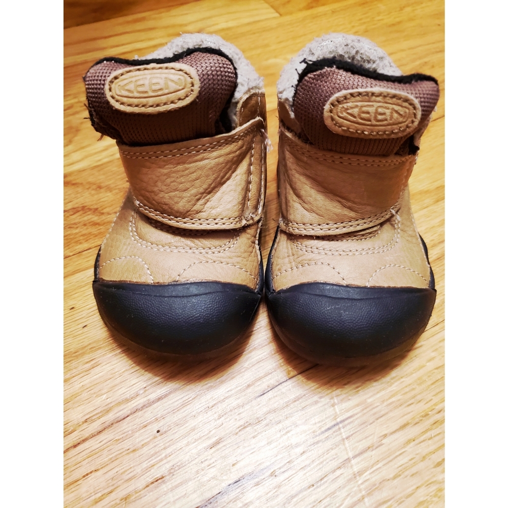 Keen Toddler size 5 Leather Boots